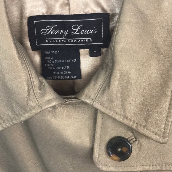 Leather trench coat - Picture 2 of 3